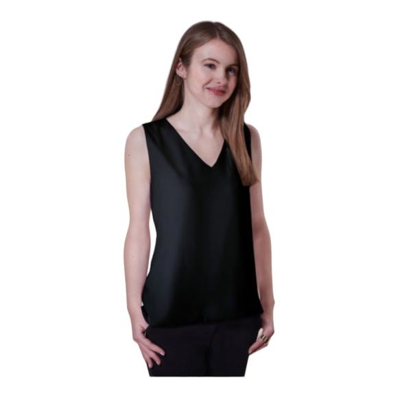 Elizabeth & Clarke The Bennet Unstainable White Sleeveless V-Neck Top | Size 10 - Picture 1 of 11